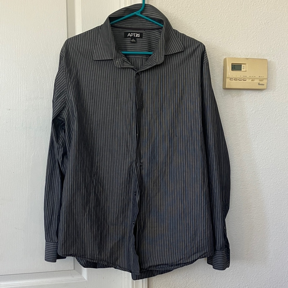 Apt. 9 Men's Dark Grey Shirt with Gray Pinstripes Size L